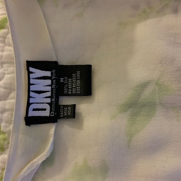 DKNY sheer cream blouse. Size M - Picture 3 of 5